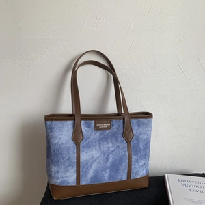 Women Urban Simple PU Leather Tote Bag Large Capacity Retro Shoulder Bag Stylish Versatile Commuter Handbag For Daily Use