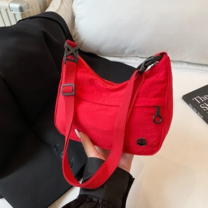 Damen Casual Mode Nylon Umhängetasche Große Kapazität Schultertasche Mit Verstellbarem Riemen Metall Logo Studenten Satchel