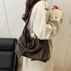 Brown bow shoulder bag for women with large capacity and elegant lazy style design