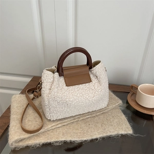Sac Bandoulière pour Femme en Polaire Sherpa Imprimé Léopard Poignée en Anneau Patchwork Sac à Épaule Hiver Petite Sacoche Carrée