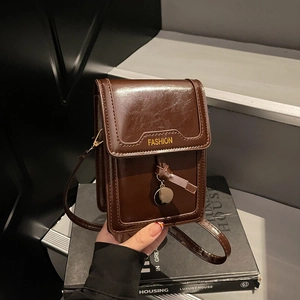 Women Small Square Crossbody Bag Fashion PU Leather Mobile Phone Bag With Letter Print Metal Pendant Shoulder Bag Daily