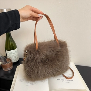 Sac Seau en Peluche de Fausse Fourrure pour Femmes Sac à Épaule Doux et Poilu Automne Hiver Couleur Unie Sac à Main Quotidien