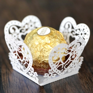 European Laser Cut Heart Flower Chocolate Wrapper Pearlescent Paper Lace Hollow Decoration For Wedding Valentine Party