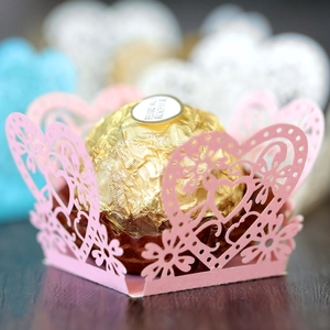 Pink laser-cut heart hollow paper candy box for European wedding and party favors