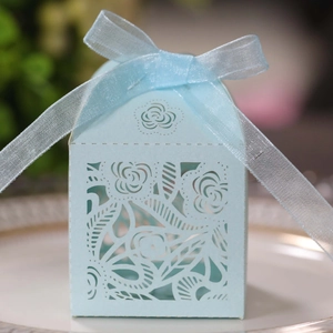 Laser Cut Rose Flower Hollow Out Candy Box European Pearl Paper Gift Box With Ribbon For Wedding Party Valentine Favors