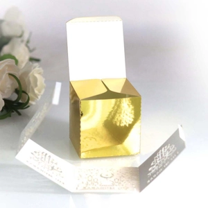 Elegant gold mirror finish square hollow candy gift box for wedding party packaging