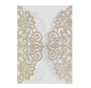 Étui d'invitation ajouré en paillettes d'or champagne avec motif floral gravé