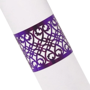 Elegante servilletero morado con corte láser y diseño de corazón para decoración