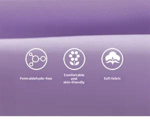 Détail du tissu en maille violette douce avec texture agréable pour la peau et sans formaldéhyde