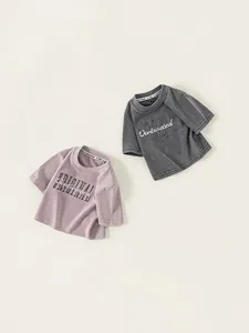 T-shirts enfants manches courtes vintage délavés avec lettres brodées en gris et mauve