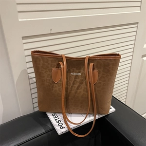 Vintage Leopard Print Tote Bag For Women Large Capacity Faux Suede Shoulder Bag Fashion Letter Print Commuting Handbag