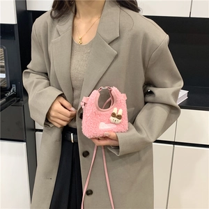 Mini borsa a tracolla rosa in peluche con grazioso coniglio e ricamo, borsa a mano da donna