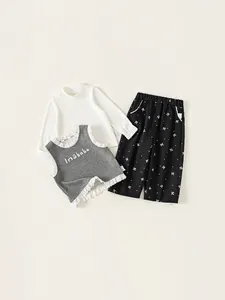 Ensemble d'automne 3 pièces pour filles avec gilet en dentelle, col roulé et pantalon imprimé