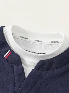 Survêtement de sport pour garçon avec sweat-shirt bleu foncé et détail du col INSBOBO