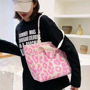Pink leopard print canvas tote bag for women stylish shoulder bucket bag casual fashion