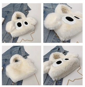 Détails du sac à main en peluche blanche avec grands yeux et bandoulière dorée