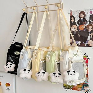 Bolsos ita japoneses de cinco colores con lindos colgantes de panda de peluche