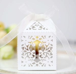 European Laser Cut Hollow Candy Box Cross Floral Wedding Baptism Party Gift Box With Ribbon Artificial Pearl Paper Favor Box