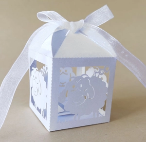 Laser Cut Hollow Sheep Candy Box European Style Heart Pattern Artificial Pearl Paper Gift Boxes With Ribbon For Wedding Birthday Party