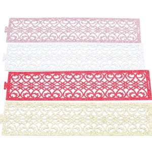 Glittering heart hollow napkin rings in gold, red, pink and white for party decor