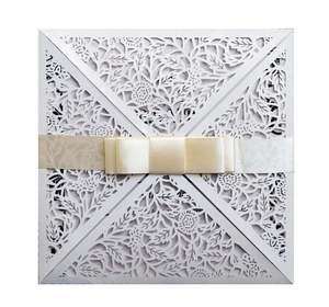 European Style Laser Cut Floral Wedding Invitations With Ribbon Bow White Pearlescent Paper Invitation Cards For Engagement Party Valentine Day