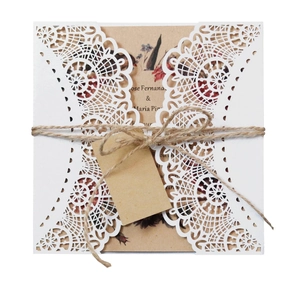 Invitations de Mariage Découpées au Laser Papier Perlé Kraft Dentelle Évidée Cartes de Mariage Avec Nœud pour Banquet Vintage Fête Événement