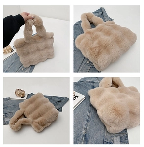 Détail du sac fourre-tout en fausse fourrure kaki avec texture matelassée douce