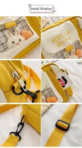 Détails du sac bandoulière en toile jaune avec breloques lapin mignonnes et poches transparentes