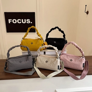 Women Simple Nylon Cloth Handbag Stylish Crossbody Bag With Pleated Cloud Handle Clover Decor Casual Lightweight Cylinder Shoulder Bag