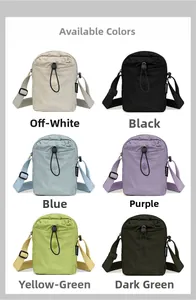Colori disponibili per la borsa in nylon: bianco, nero, blu, viola e verde scuro