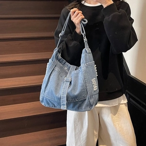 Vintage Washed Denim Tote Bag For Women Large Capacity Crossbody Bag Retro Casual Distressed Shoulder Bag For Daily Commuting