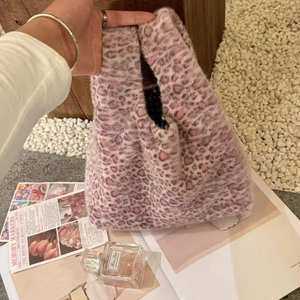 Women Fashion Pink Leopard Print Faux Fur Handbag Korean Style Plush Tote Bag Winter Soft Portable Storage Handbag Bag