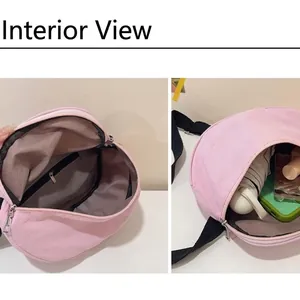Sac bandoulière rose en tissu oxford avec intérieur spacieux pour vos essentiels