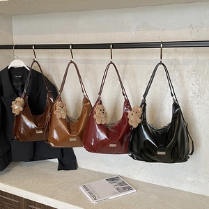 Women Large Capacity Synthetic Leather Tote Bag Minimalist Solid Color Retro Shoulder Crossbody Bag Fashion Daily Hobo Bag