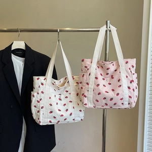 Borse tote minimaliste in velluto a coste con motivi a fragola e spalline larghe