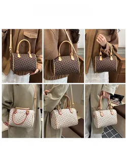 Sac Boston cylindrique présenté en plusieurs styles avec motifs et anses brunes