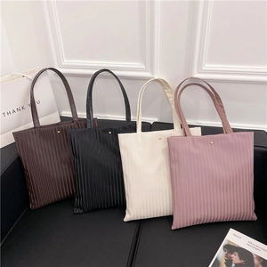Korean Style Pleated Tote Bag For Women Large Capacity PU Leather Shoulder Bag Solid Color Casual Fashion Handbag Shopping Bag