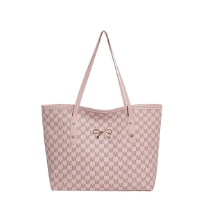 Sac cabas rose en similicuir avec motif M et nœud décoratif doré sur le devant