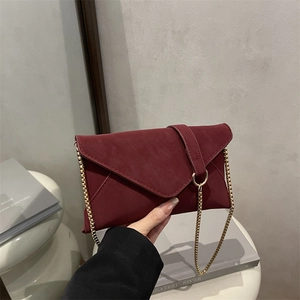 Damen Urban Minimalistisch Matt Kunstleder Umschlag Umhängetasche Elegante Goldene Kette Mode Schulter Handy Tasche