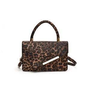 Modische Handtasche mit Leopardenmuster, Metallklappe und verstellbarem Schultergurt
