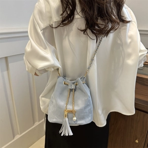 New Chinese Style Velvet PU Leather Bucket Bag For Women Fashion Chain Strap Artificial Pearl Tassel Drawstring Crossbody Bag