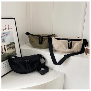 Minimalist Oxford Cloth Moon Shaped Crossbody Bag For Women Men Casual Sporty Chest Bag Urban Lightweight Commuting Shoulder Bag