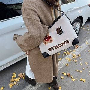 Retro canvas tote bag with bear embroidery and leather straps for autumn streetwear