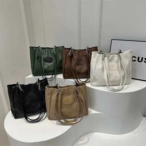 Stylish woven pattern large capacity tote bags in five colors with chain straps