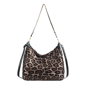 Sac bandoulière motif léopard avec sangle en cuir et poignée décorative en chaîne dorée