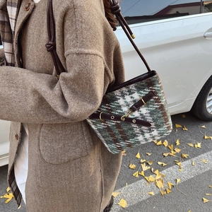 Sac seau en tweed à carreaux pour femme avec lanières en cuir style automne