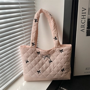 Women Korean Style Quilted Tote Bag Bow Embroidery Large Capacity Shoulder Bag Urban Minimalist Synthetic Leather Handbag