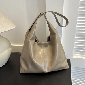 Minimalist khaki large capacity hobo shoulder bag with glossy PU leather finish