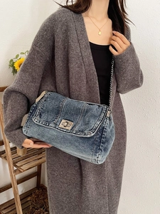 Retro Washed Denim Shoulder Bag Large Capacity Tote Metal Chain Strap Lock Closure Casual Urban Fashion Women Handbag