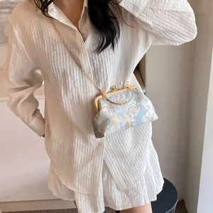 Elegant blue floral embroidery handbag with gold chain strap for minimalist summer fashion